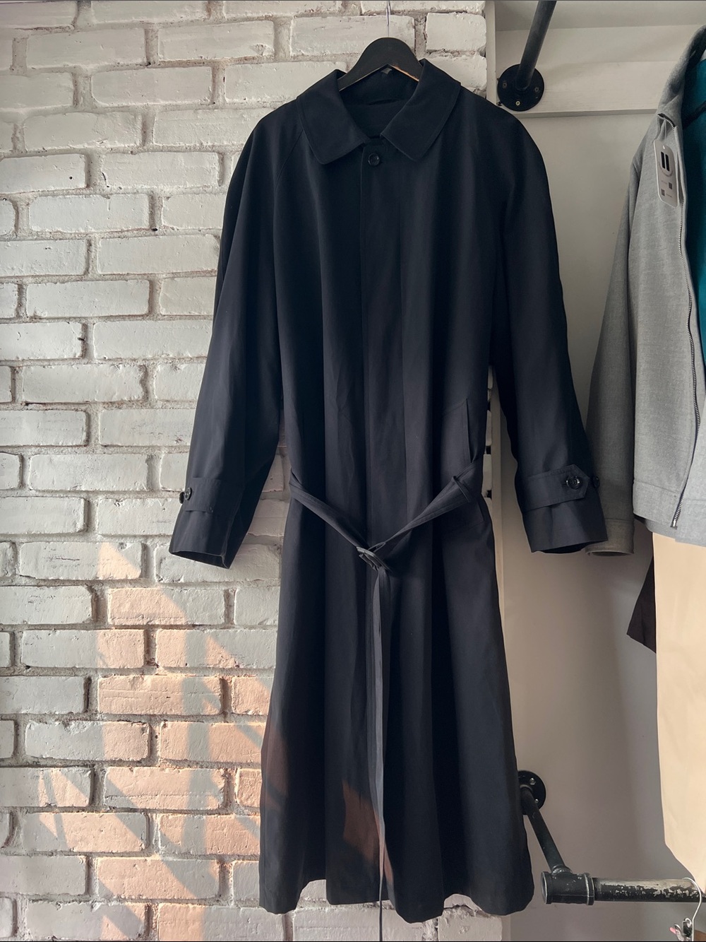 Vintage softly structured Men's Black Trench Coat - Timeless Long Overcoat